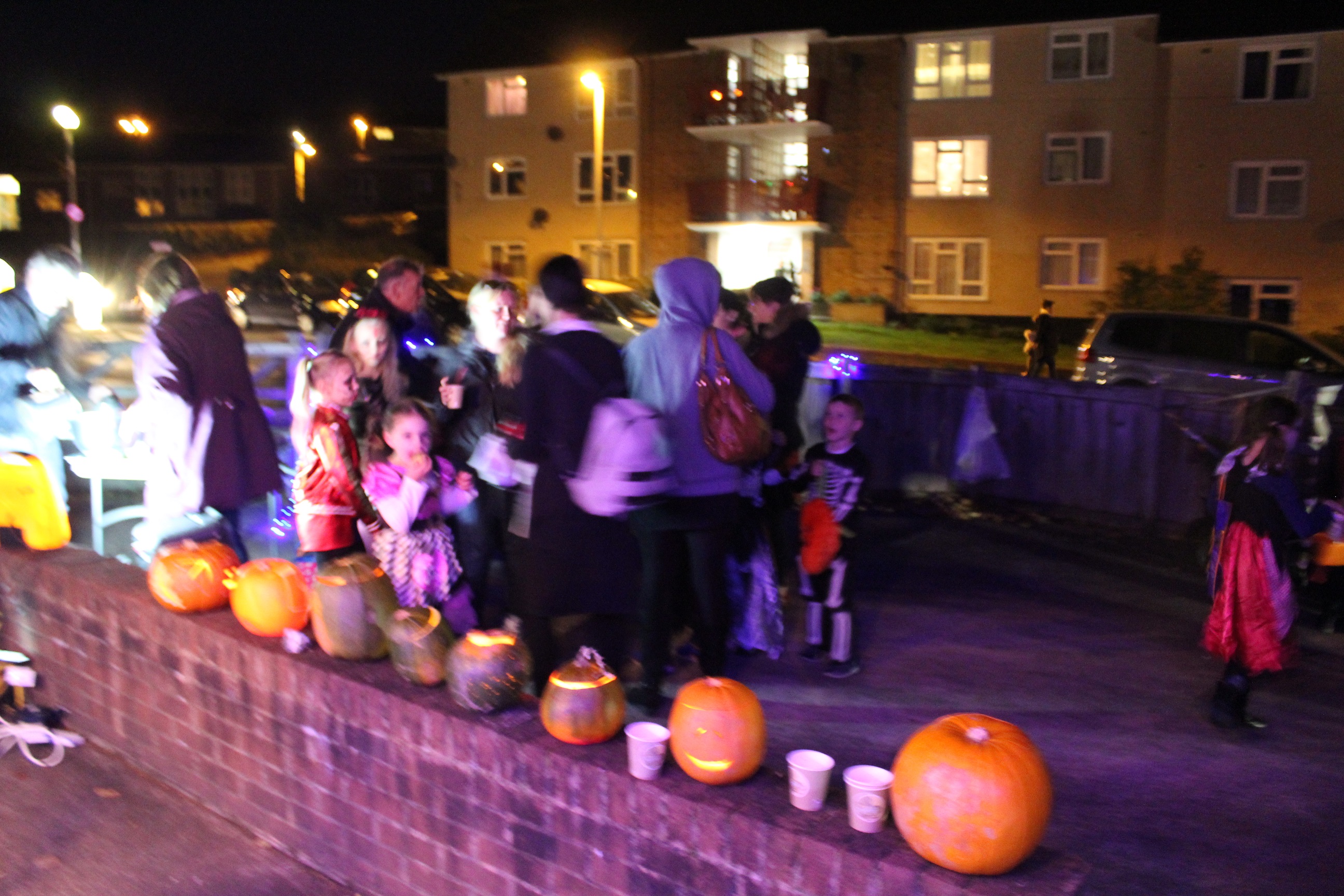 Hundreds of trick or treaters to Exeter home The Exeter Daily